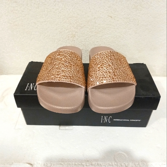 INC - Picture 3 of 4